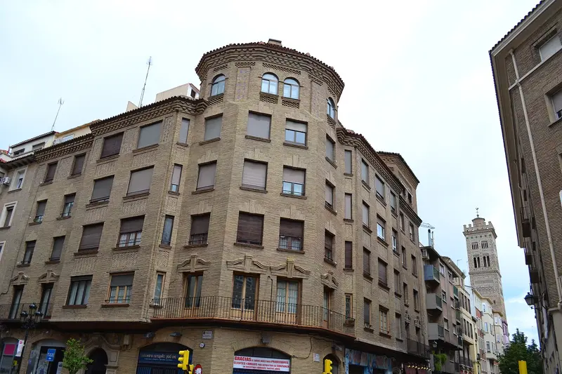 Esquina de San Vicente de Paúl con la Calle Mayor